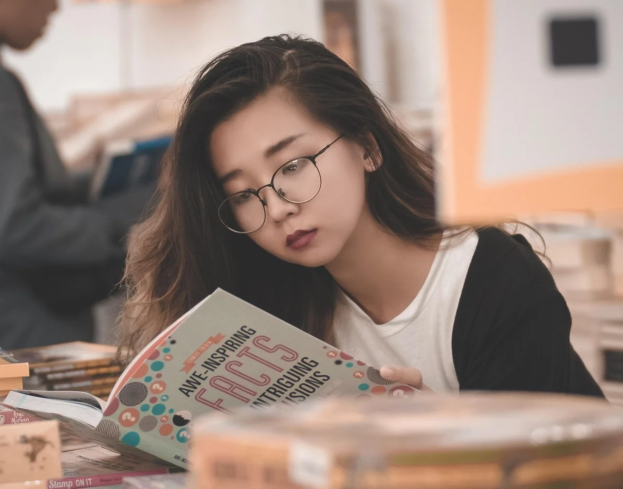¿Cómo pueden las empresas contribuir a impulsar lectura desde la escuela?